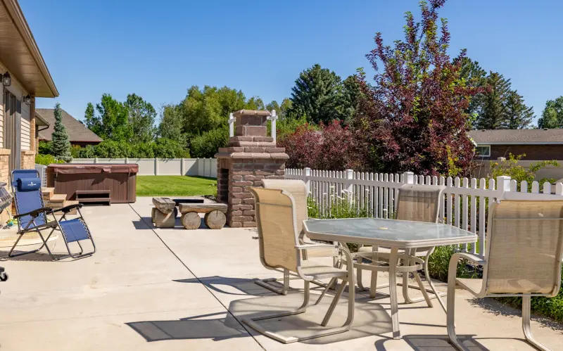 IMMACULATE CODY WYOMING HOME FOR SALE #60
