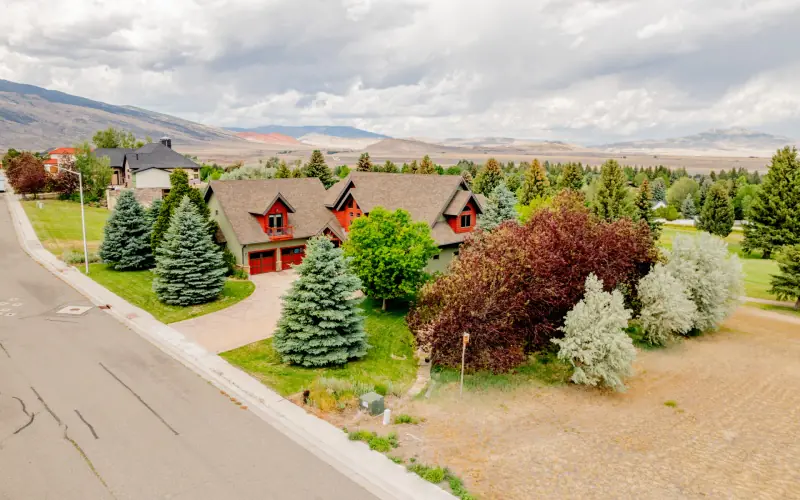 CODY WYOMING GOLF COURSE HOME #85