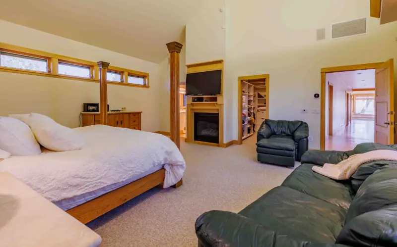 CODY WYOMING RIVERFRONT PROPERTY #35