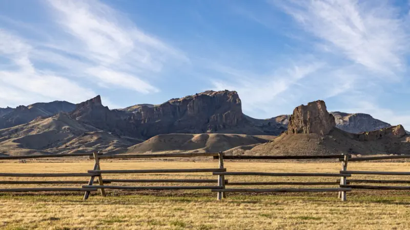 CODY WYOMING RIVERFRONT PROPERTY #89