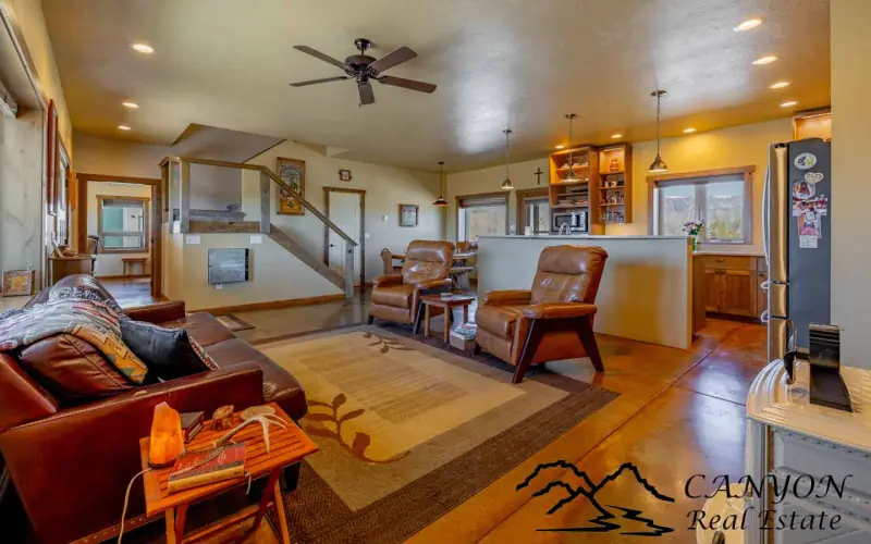 CLARK WYOMING HOME WITH CREEK FRONTAGE #9