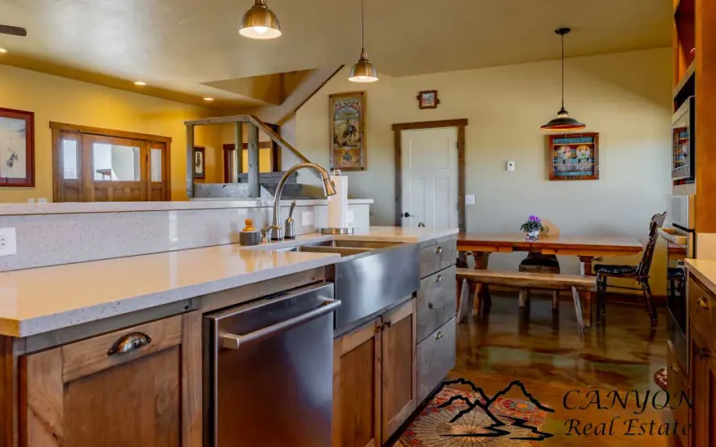 CLARK WYOMING HOME WITH CREEK FRONTAGE #13