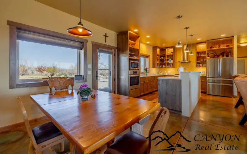 CLARK WYOMING HOME WITH CREEK FRONTAGE #15