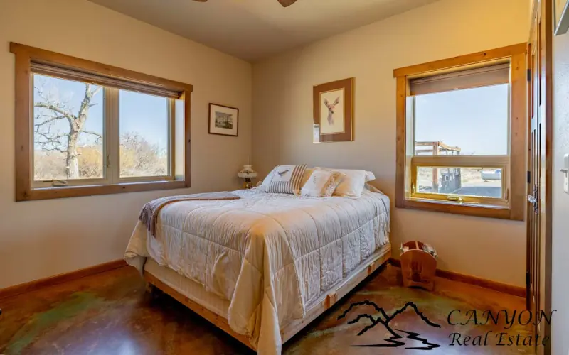 CLARK WYOMING HOME WITH CREEK FRONTAGE #26