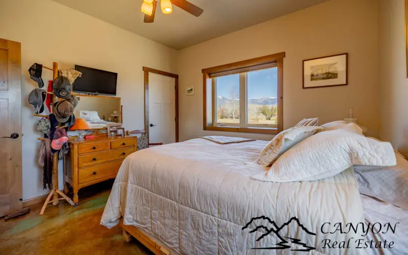 CLARK WYOMING HOME WITH CREEK FRONTAGE #27