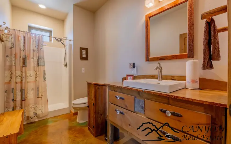CLARK WYOMING HOME WITH CREEK FRONTAGE #28