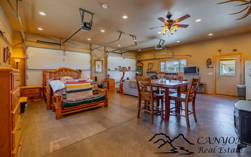 CLARK WYOMING HOME WITH CREEK FRONTAGE #37