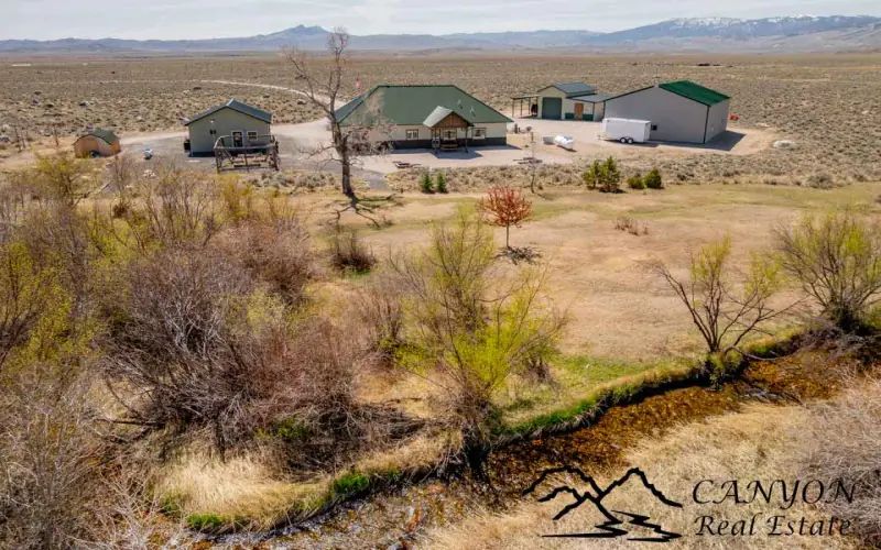 CLARK WYOMING HOME WITH CREEK FRONTAGE #68