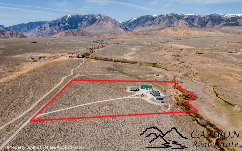 CLARK WYOMING HOME WITH CREEK FRONTAGE #69
