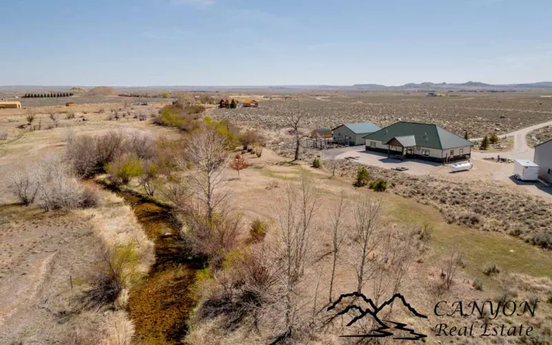 CLARK WYOMING HOME WITH CREEK FRONTAGE #70