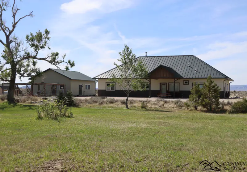 CLARK WYOMING HOME WITH CREEK FRONTAGE #53