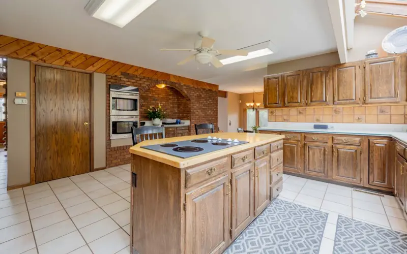 CODY WYOMING HOME ON 26 ACRES #22