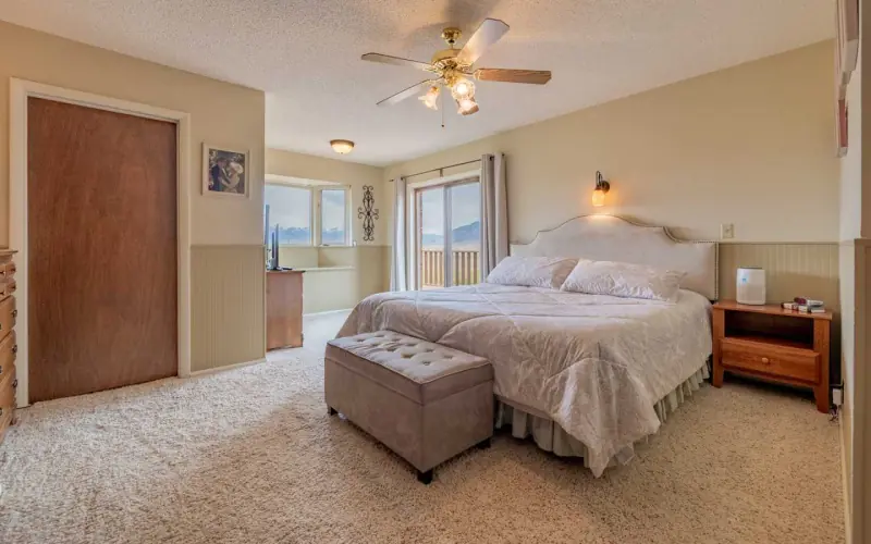CODY WYOMING HOME ON 26 ACRES #49