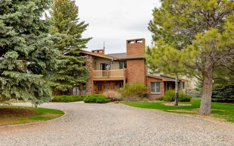 CODY WYOMING HOME ON 26 ACRES #68