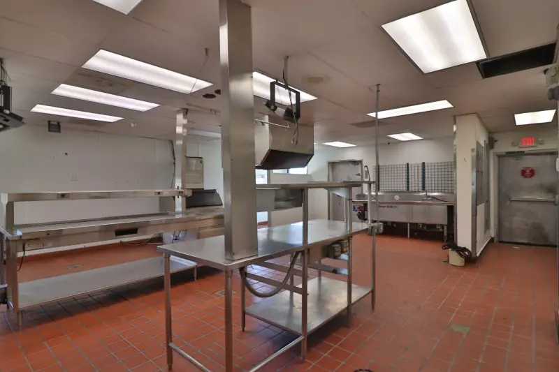 COMMERCIAL REAL ESTATE CODY WYOMING #25