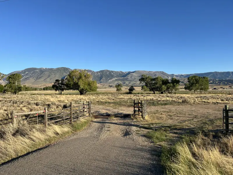 21 ACRES FOR SALE WITH CREEK CLARK WYOMING #9