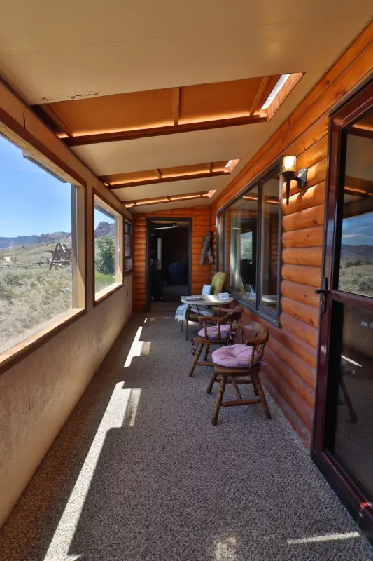CODY WYOMING LOG HOME NEXT TO BLM #20