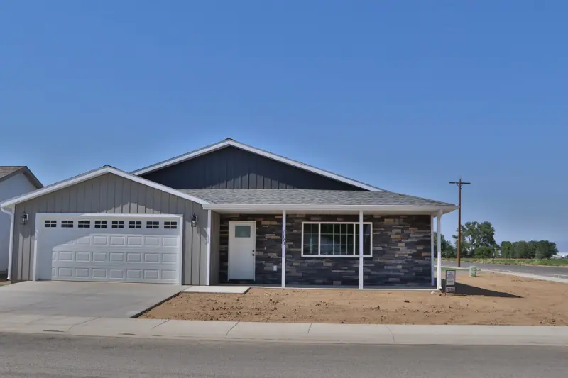 NEW POWELL WYOMING HOME #1