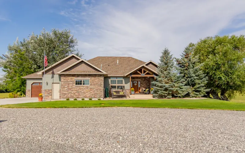 MULTI FAMILY COUNTRY ESTATE POWELL WYOMING #2
