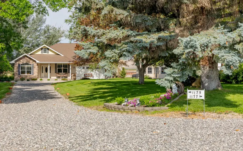 MULTI FAMILY COUNTRY ESTATE POWELL WYOMING #5