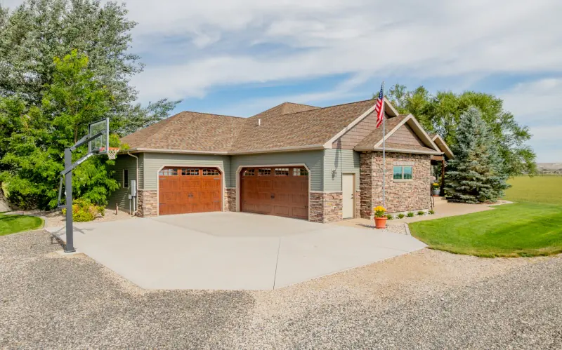 MULTI FAMILY COUNTRY ESTATE POWELL WYOMING #6