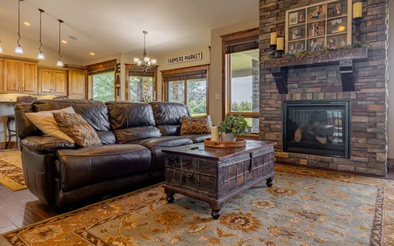 MULTI FAMILY COUNTRY ESTATE POWELL WYOMING #9