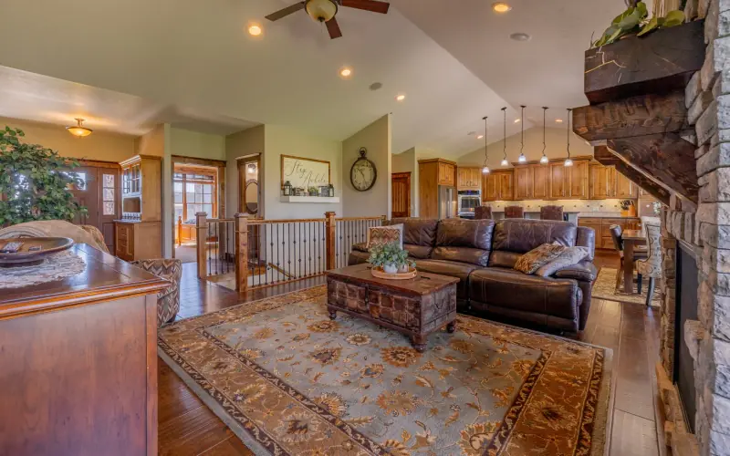 MULTI FAMILY COUNTRY ESTATE POWELL WYOMING #11