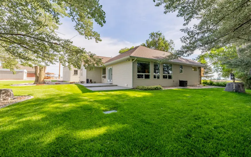 MULTI FAMILY COUNTRY ESTATE POWELL WYOMING #75