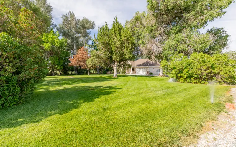 MULTI FAMILY COUNTRY ESTATE POWELL WYOMING #104