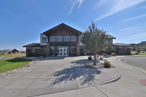 COMMERCIAL OFFICE BUILDING CODY WYOMING #51