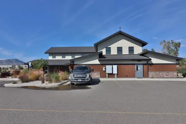 COMMERCIAL OFFICE BUILDING CODY WYOMING #57