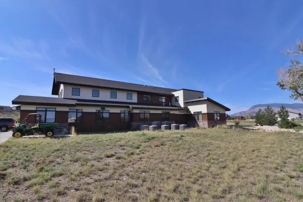COMMERCIAL OFFICE BUILDING CODY WYOMING #58