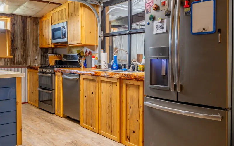 SHOP HOUSE ON 10 ACRES GREYBULL WYOMING #6