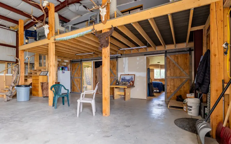 SHOP HOUSE ON 10 ACRES GREYBULL WYOMING #13