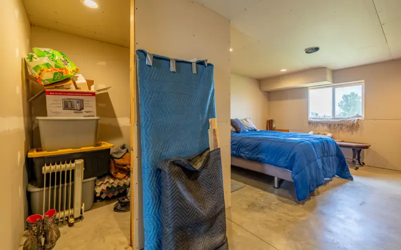 SHOP HOUSE ON 10 ACRES GREYBULL WYOMING #14