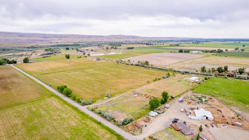 SHOP HOUSE ON 10 ACRES GREYBULL WYOMING #26