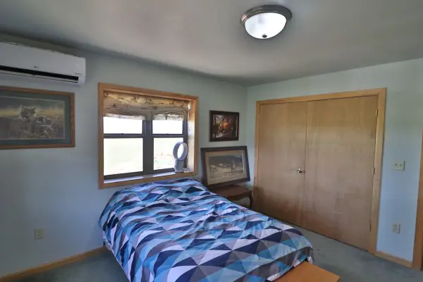 GREYBULL WYOMING LOG SIDED HOME ON 40 ACRES #25