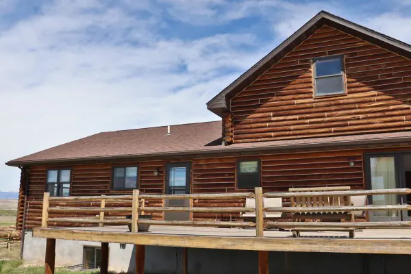 GREYBULL WYOMING LOG SIDED HOME ON 40 ACRES #44