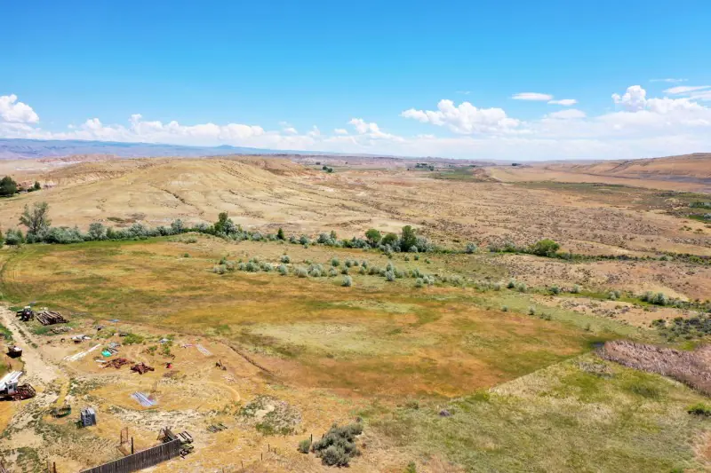 GREYBULL WYOMING LOG SIDED HOME ON 40 ACRES #74