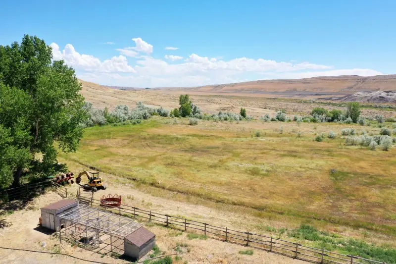 GREYBULL WYOMING LOG SIDED HOME ON 40 ACRES #78