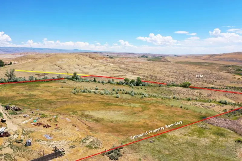 GREYBULL WYOMING LOG SIDED HOME ON 40 ACRES #95