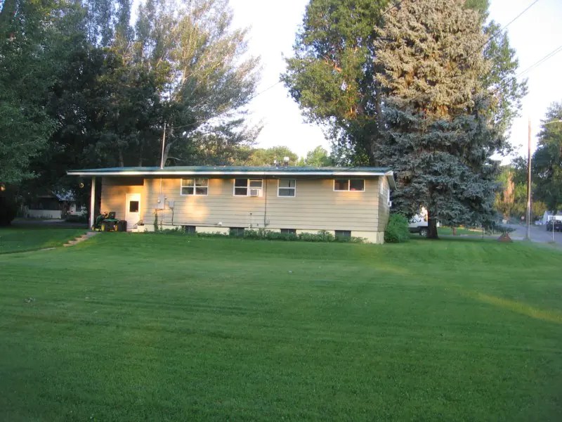BASIN WYOMING HOME ON CORNER LOT #2