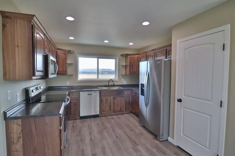 NEW CONSTRUCTION ON 5 ACRES POWELL WYOMING #5