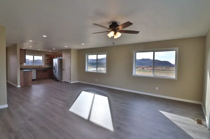 NEW CONSTRUCTION ON 5 ACRES POWELL WYOMING #11