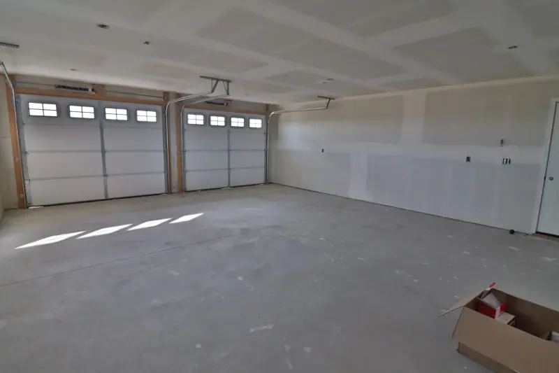 NEW CONSTRUCTION ON 5 ACRES POWELL WYOMING #25