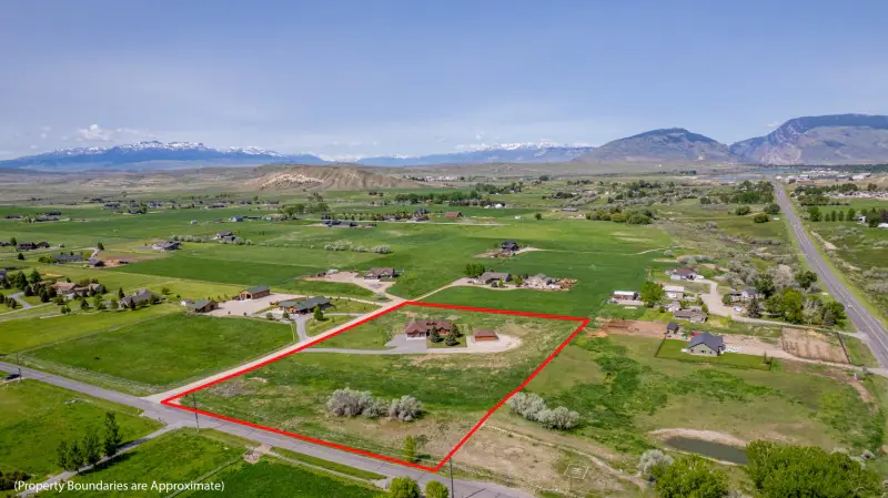 CODY WYOMING HOME ON 6 ACRES FOR SALE #2