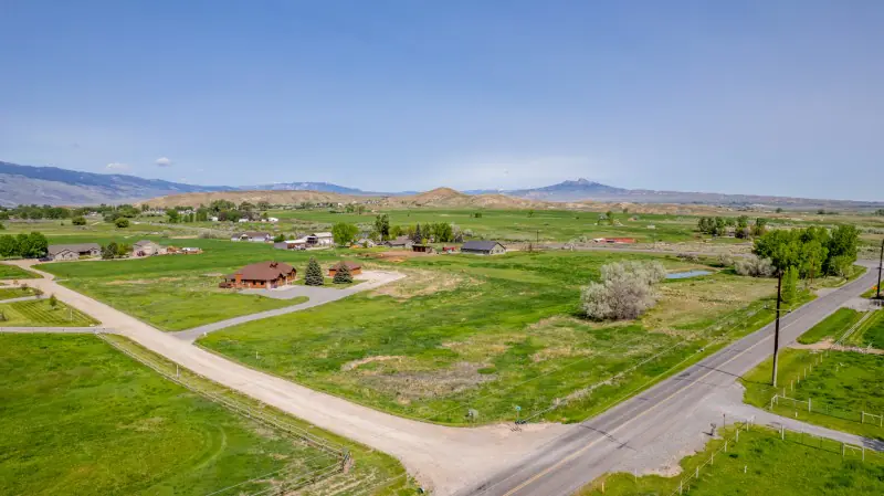 CODY WYOMING HOME ON 6 ACRES FOR SALE #42