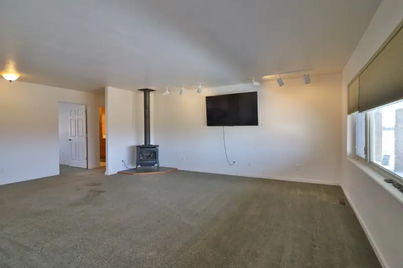 5 BEDROOM CODY WYOMING HOME #13