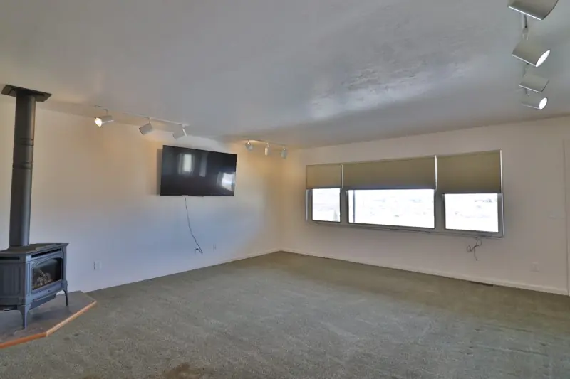 5 BEDROOM CODY WYOMING HOME #14