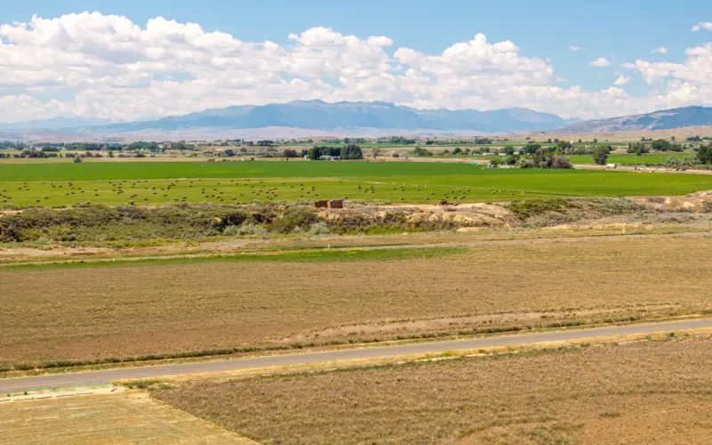 VACANT LOT FOR SALE IN BETWEEN CODY AND POWELL #6